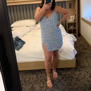 Blue floral Marlowe reformation dress size small